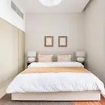 Penthouse High Floor Apartment I Creek Horizon Tower 2