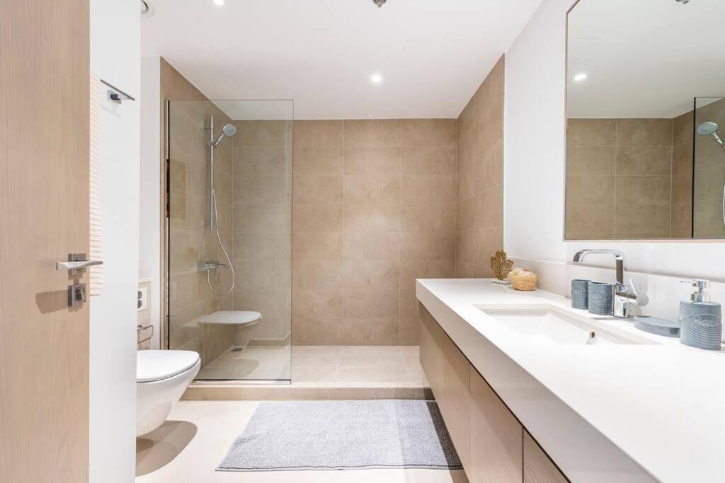 Apartment Penthouse High Floor I Creek Horizon Tower 2