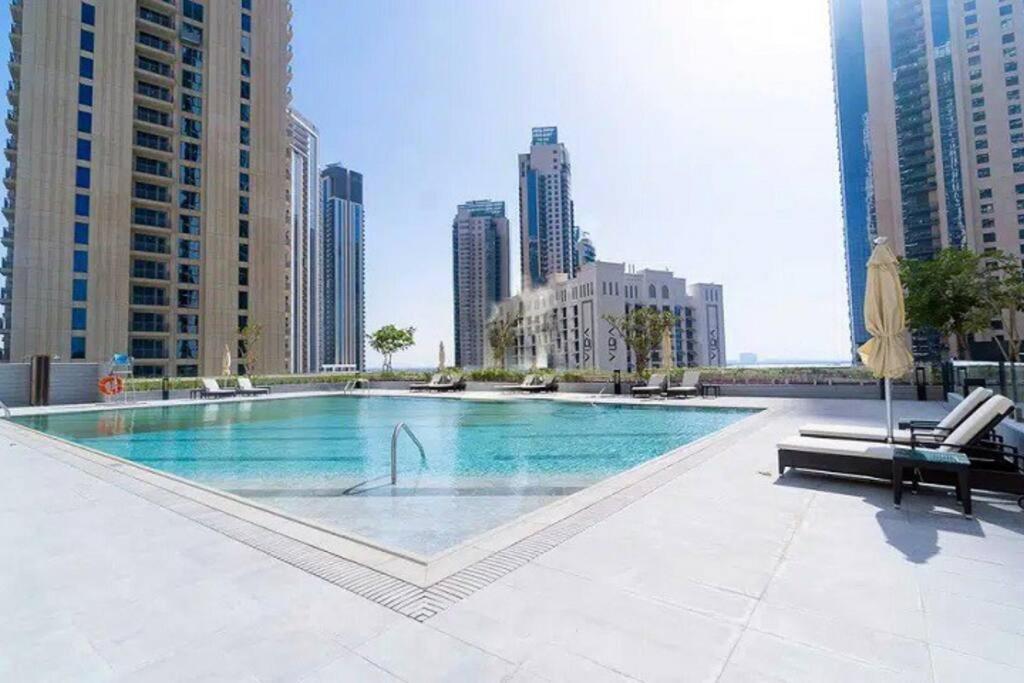 Apartment Penthouse High Floor I Creek Horizon Tower 2